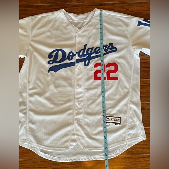Dodgers Baseball Jersey - #22 Kershaw - Size: 52 - Picture 5 of 10